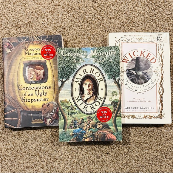 Gregory Maguire Book Bundle - Picture 1 of 7